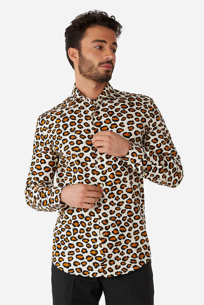 Man wearing dress shirt with Leopard-print 