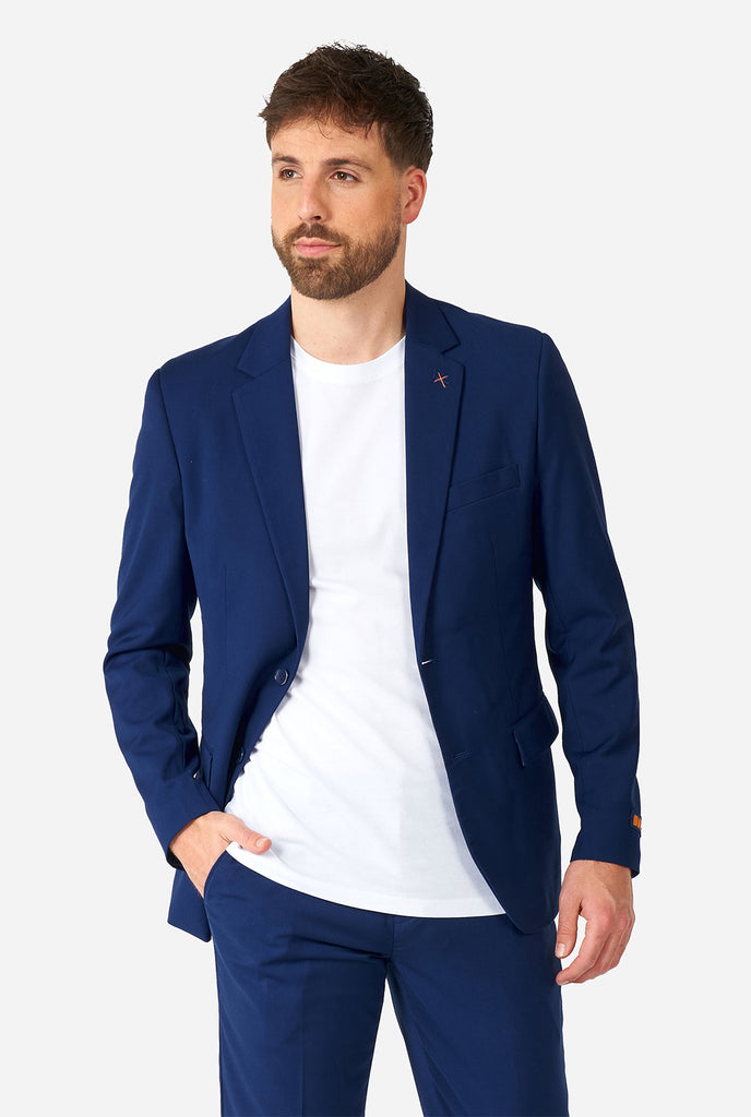 Man wearing casual blue business suit