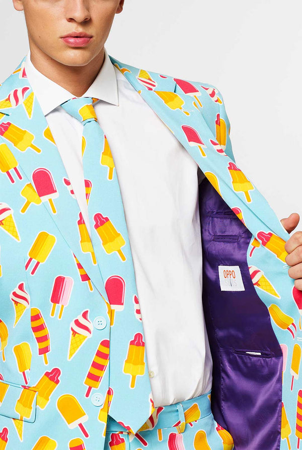 Man wearing light blue summer suit with popsicle print