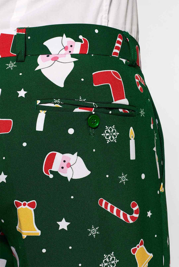 Man wearing green Christmas summer suit, consisting of shorts, jacket and tie